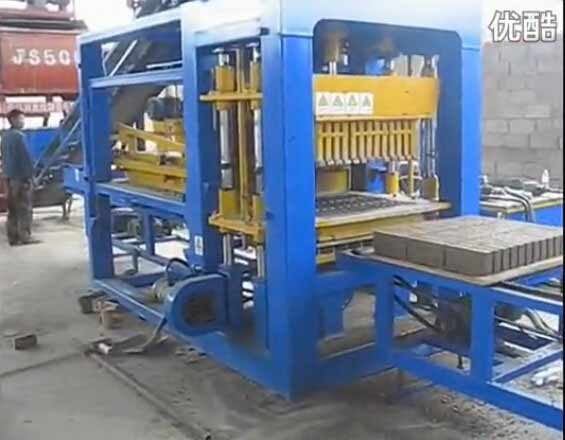 6-15砌塊(kuài)成型機恒(héng)興磚機單(dan)生産線