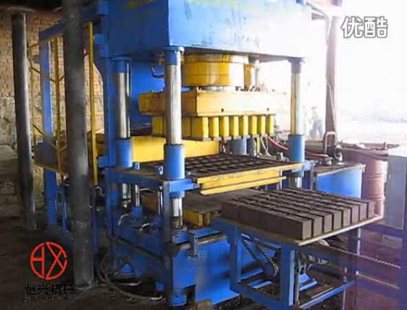 靜壓(yā)磚機 6500型礦(kuang)山專用液(ye)壓成型機(ji) 粉末成型(xing)液壓機