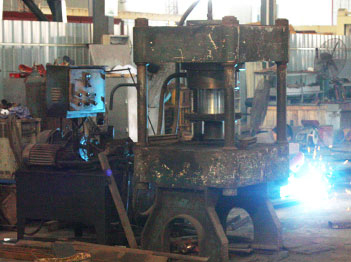 鍛造液(yè)壓機