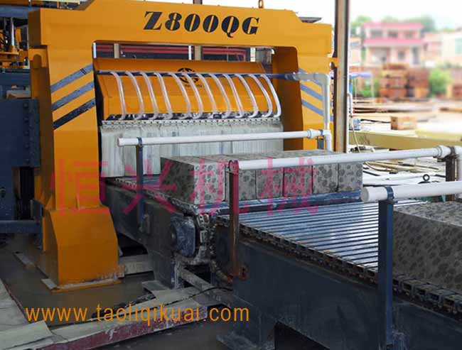 陶粒泡沫(mò)混凝土砌塊(kuài)切割設備|水(shuǐ)泥發泡磚切(qiē)割生産線